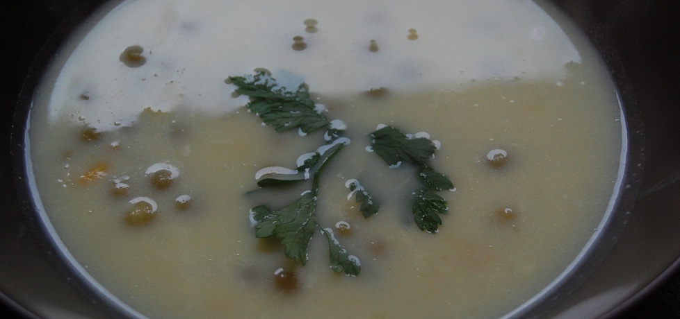 Zupa serowa z groszkiem (autor: joanna46)