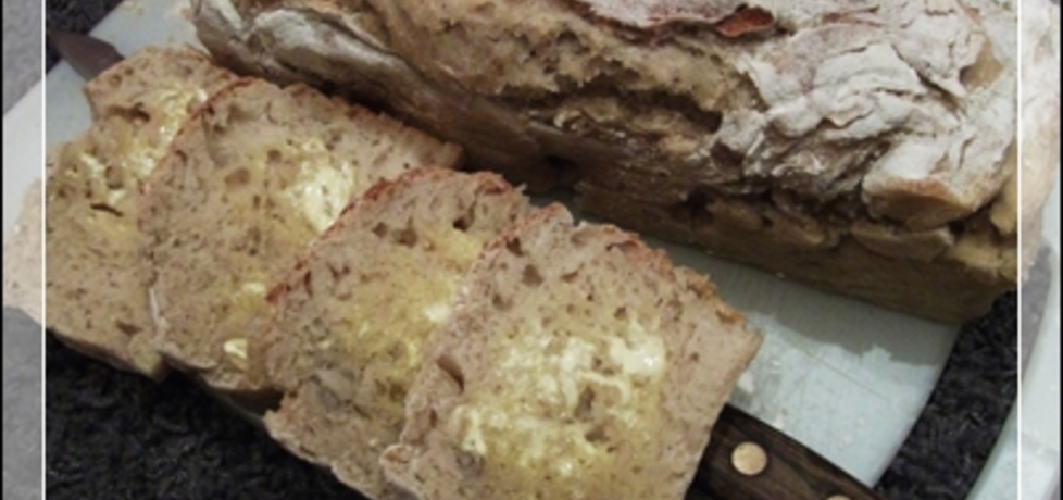 Chleb czosnkowy na zakwasie pszennym (autor: noruas ...