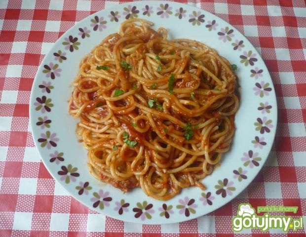 Przepis  spaghetti w sosie pomidorowym 4 przepis