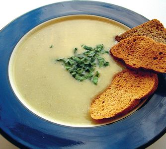 Kremowa zupa cebulowa