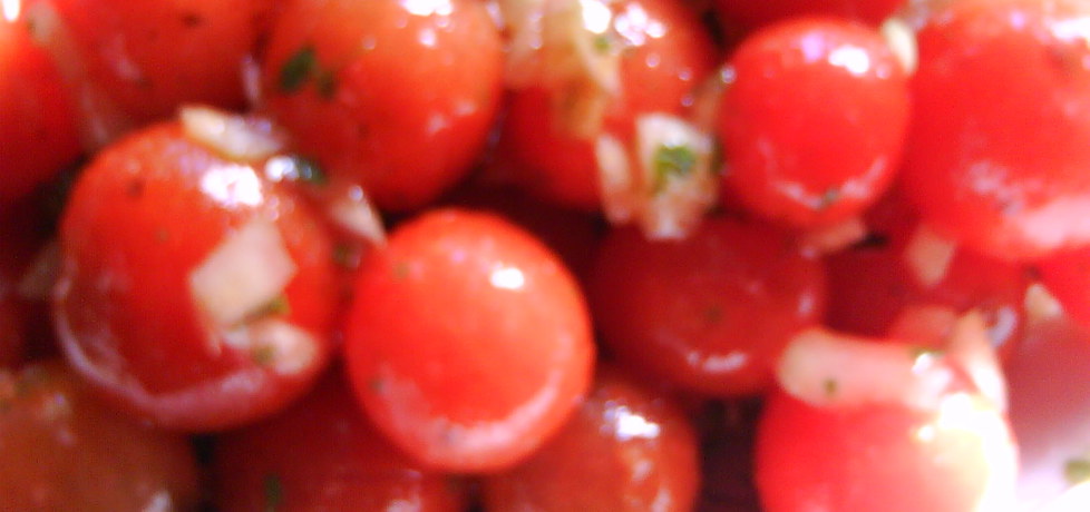 Surówka z pomidorków koktajlowych (autor: caroline1983 ...