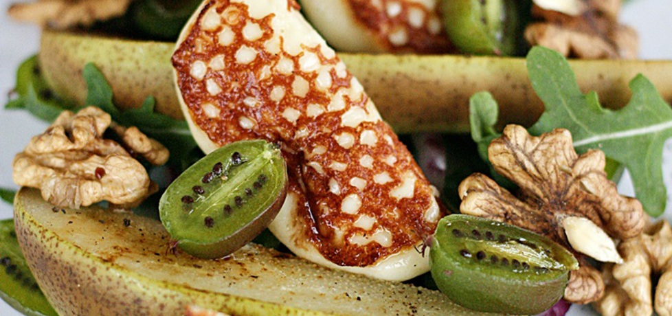 Sałatka z mini kiwi, gruszkami i oscypkiem (autor: kuchnia