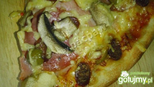 Przepis  pizza dla wędlinożercy przepis