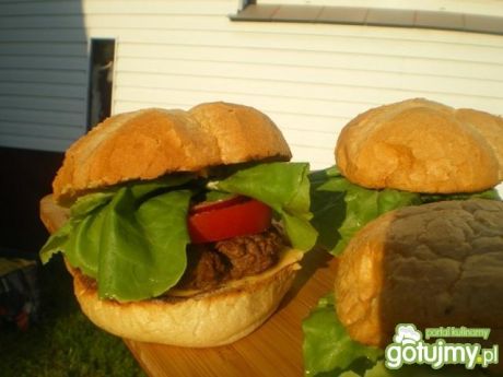 Przepis  domowe hamburgery z cebulą przepis