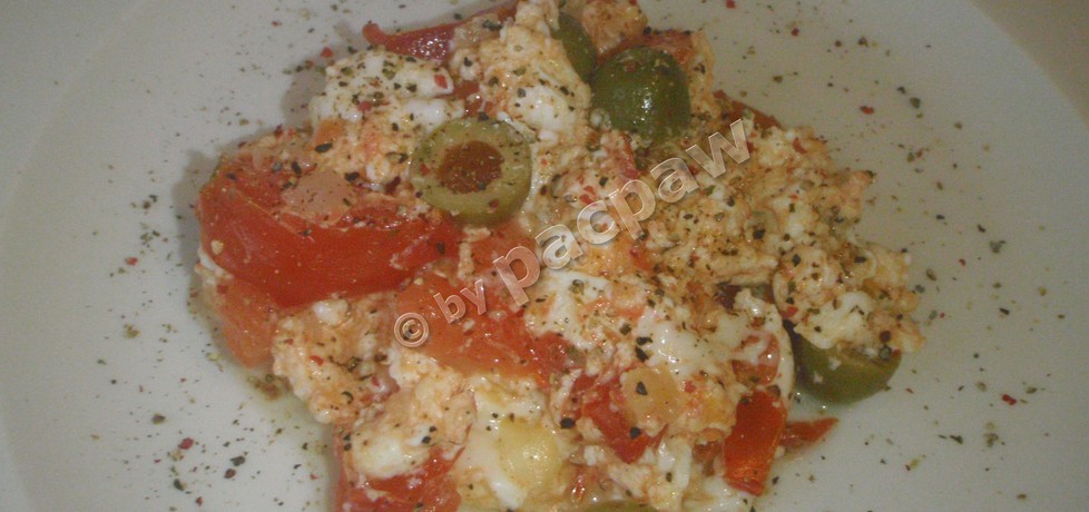 Jajecznica białkowa z pomidorami i oliwkami (autor: pacpaw ...
