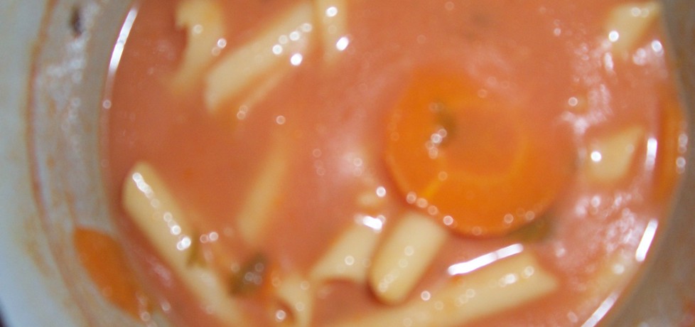 Zupa pomidorowa z rurkami (autor: mamusia1)