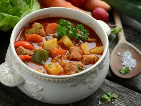 Przepis  staropolska zupa gulaszowa z karkówką przepis
