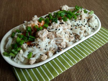 Przepis  ryż z mięsem i czarnuszką na ostro przepis