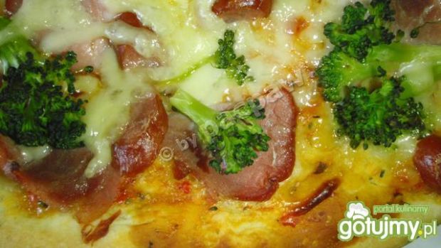 Przepis  pizza brokułowa wędliniarska przepis