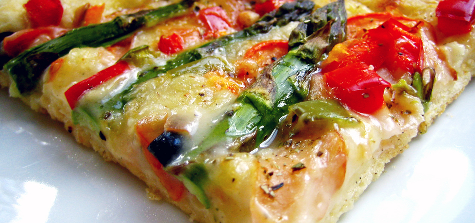 Pizza ze szparagami (autor: brioszka)