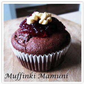 Muffinki czekoladowo owocowe