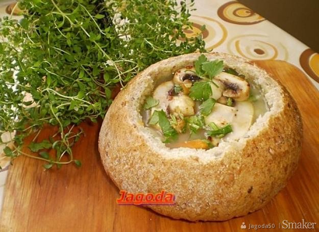 Ziemniaczana zupa z grzybami