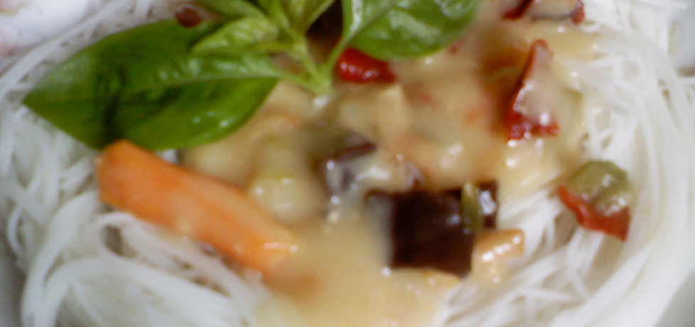 Makaron ryżowy w sosie z warzywami (autor: mar3sta ...