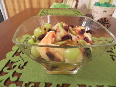 Owoce w sosie balsamicznym