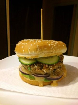 Tuńczykowy burger  prosty przepis i składniki