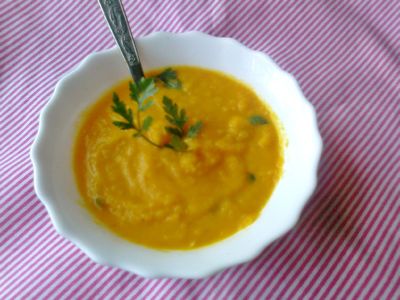 Zupa krem z marchwi i pomarańczy