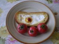 Przepis  bycze oko (jajko w chlebie) przepis