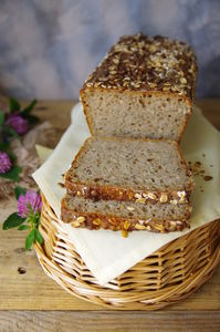 Chleb żytni ze słonecznikiem na zakwasie