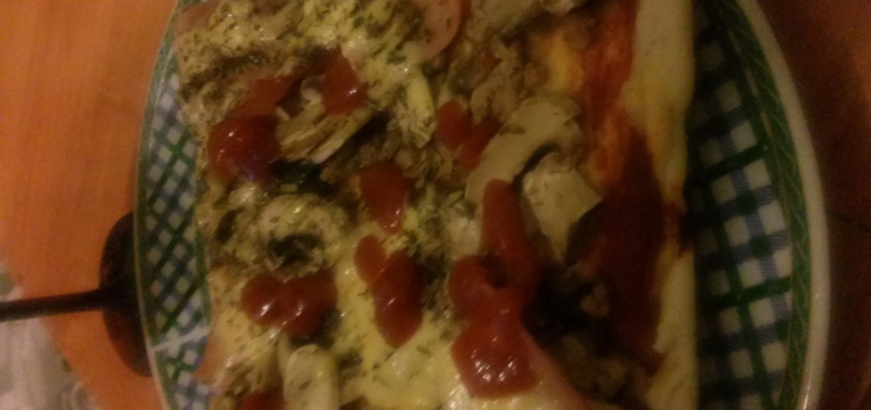 Pizza z mięsem mielonym (autor: tetalicha)