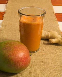 Koktajl z mango i marchewki