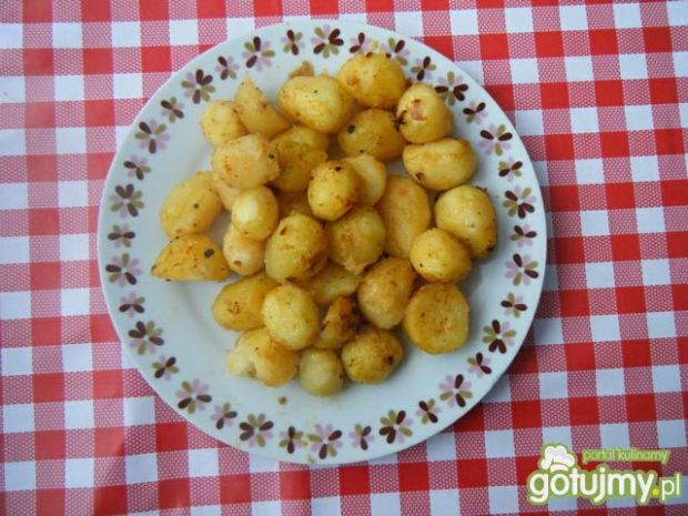 Sposób przygotowania: ziemniaki pieczone . gotujmy.pl