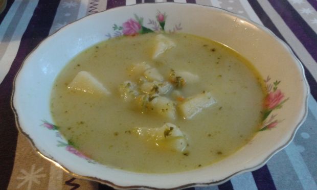 Przepis  zupa brokułowo  groszkowa przepis