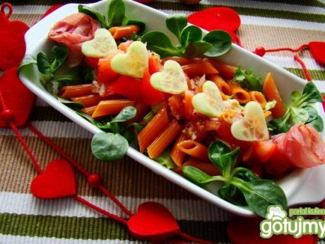 Przepis  miłosna sałatka z pomidorową salsą przepis