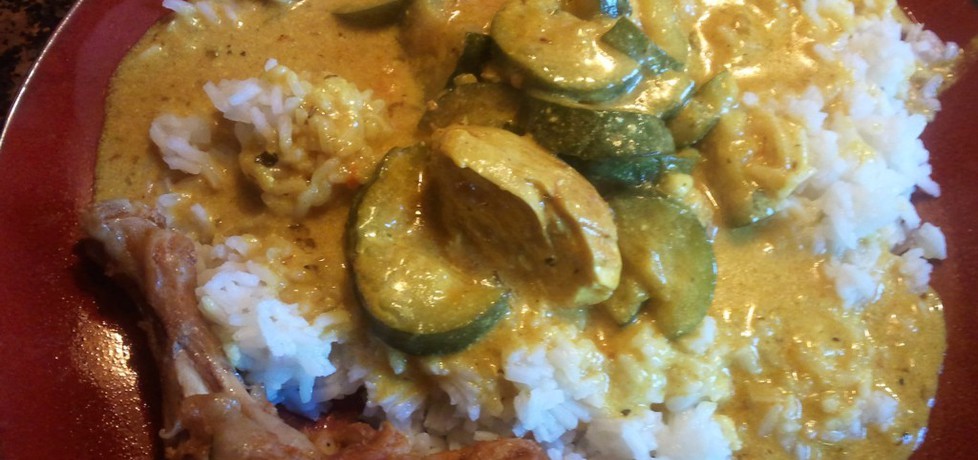 Ryż po indyjsku z kurczakiem (autor: aisoglam)