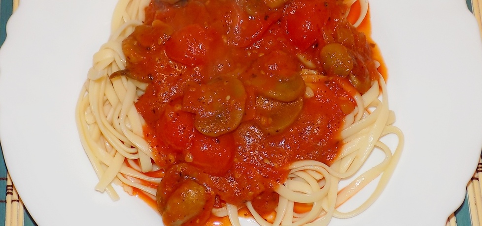 Spaghetti z sosem z pieczarkami (autor: paulina2157 ...
