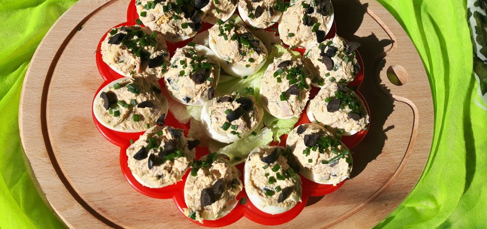 Jaja faszerowane tuńczykiem z czarnymi oliwkami (autor: joanna ...