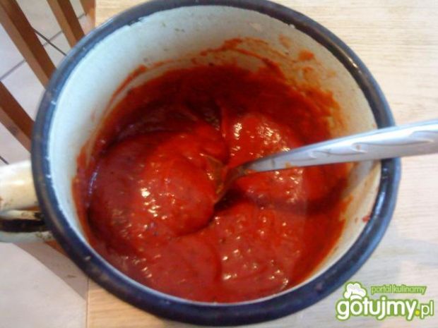 Najlepsze przepisy kulinarne: sos pomidorowy do pizzy. gotujmy.pl