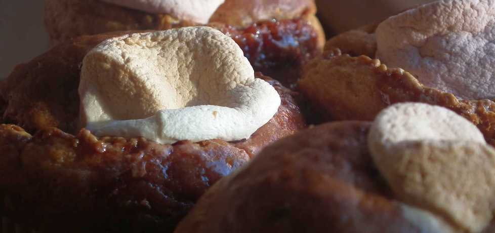 Waniliowe muffiny z piankami marshallow (autor: freekate ...
