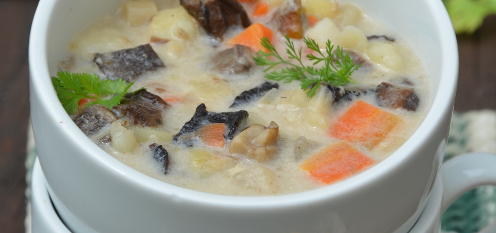Zupa grzybowa z zakwasem żytnim (autor: szczyptachili ...