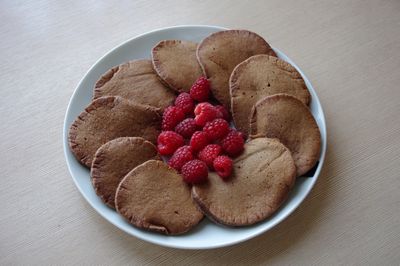 Pełnoziarniste czekoladowe mini pancakes