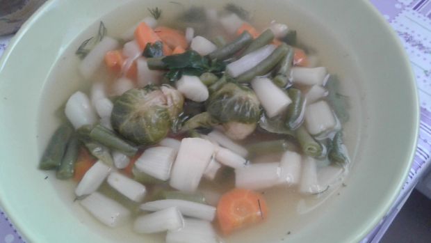 Przepis  zupa z wiosennych warzyw przepis