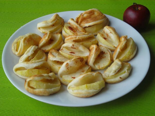 Przepis  ciasteczka francuskie z jabłkiem przepis