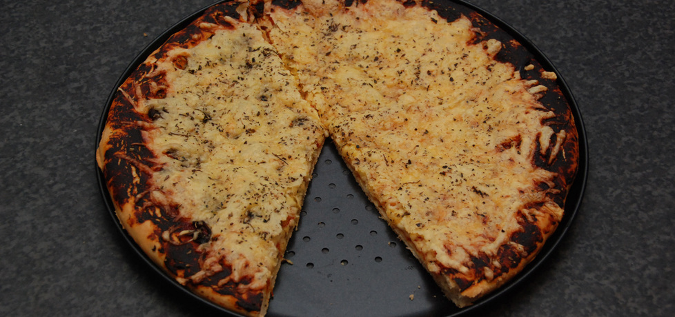 Pizza mieszana jarska (autor: fotoviderek)