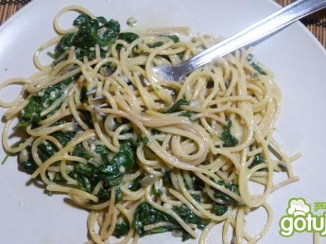 Przepis na makarony: zielone spaghetti