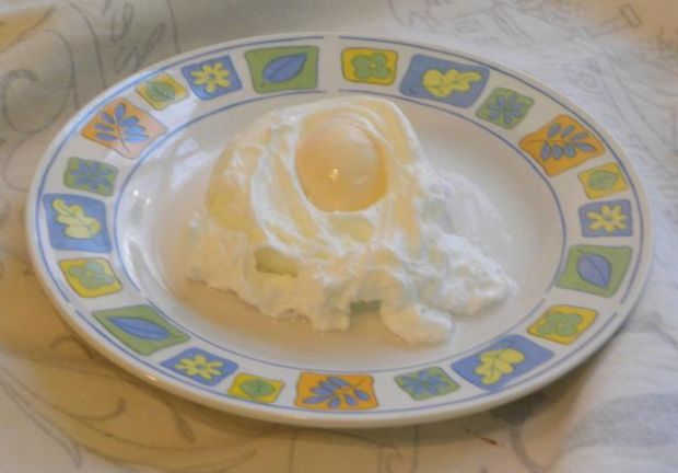 Jak przygotować jajka w koszulkach? gotujmy.pl