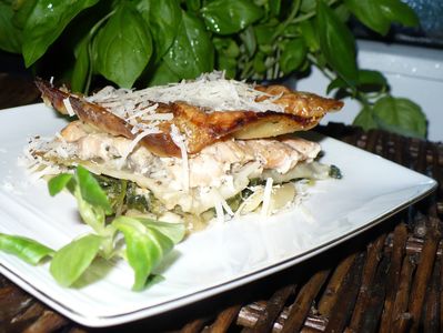 Lasagne z roszponką szpinakiem i łososiem