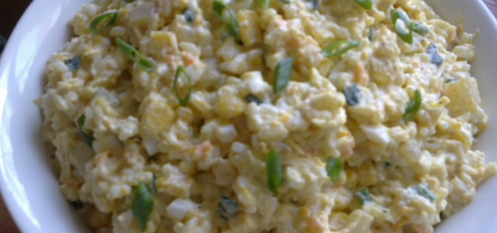 Sałatka ryżowa z jajkiem i kukurydzą (autor: smakowita ...