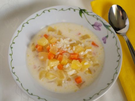 Przepis  zupa z żółtej cukinii z ryżem przepis