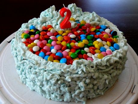 Przepis  karmelowo- marsowy tort urodzinowy przepis