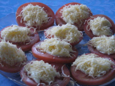 Pomidory na przystawkę