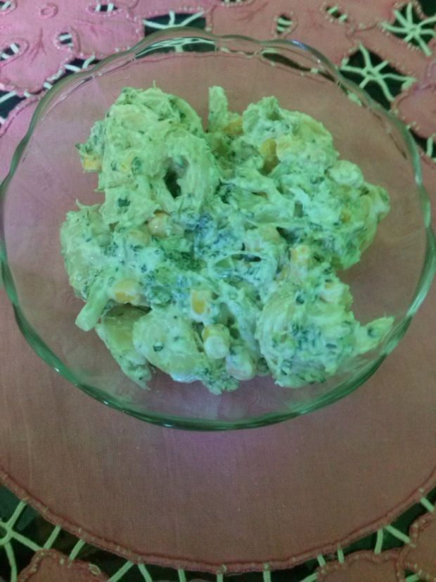 Przepis  prosta i smaczna sałatka z brokułami przepis