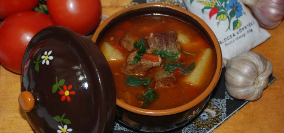 Węgierska zupa gulaszowa