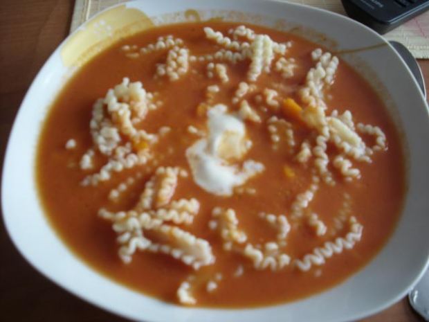 Pomidorowa na rosole  zupy