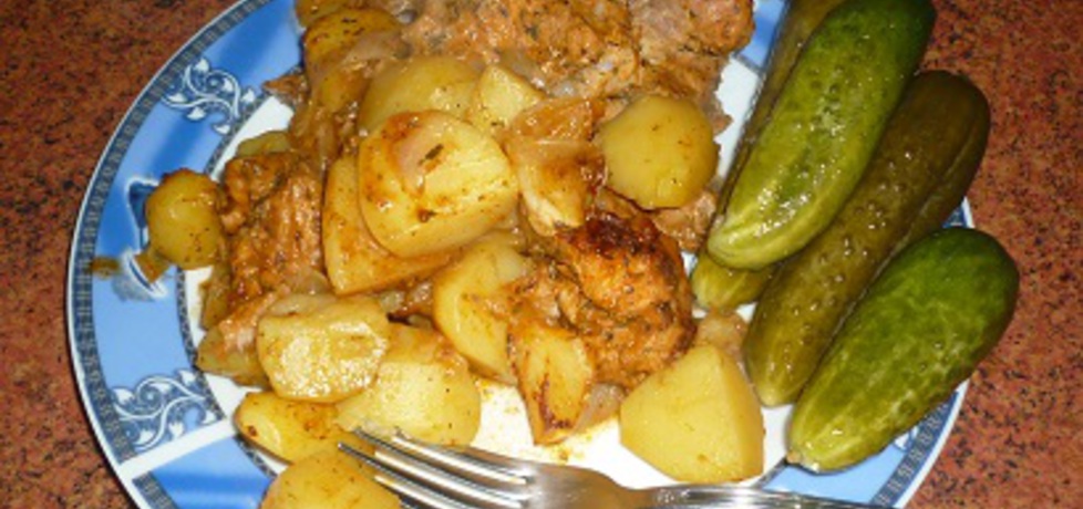 Karczek pieczony z ziemniakami i cebulką (autor: monika193 ...