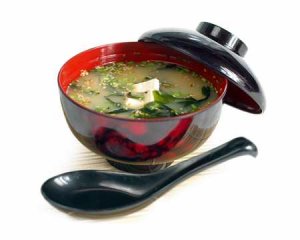 Zupa miso shiro  prosty przepis i składniki