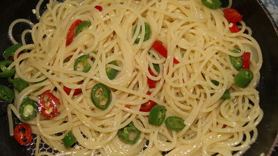 Spaghetti con peperoncino fresco :